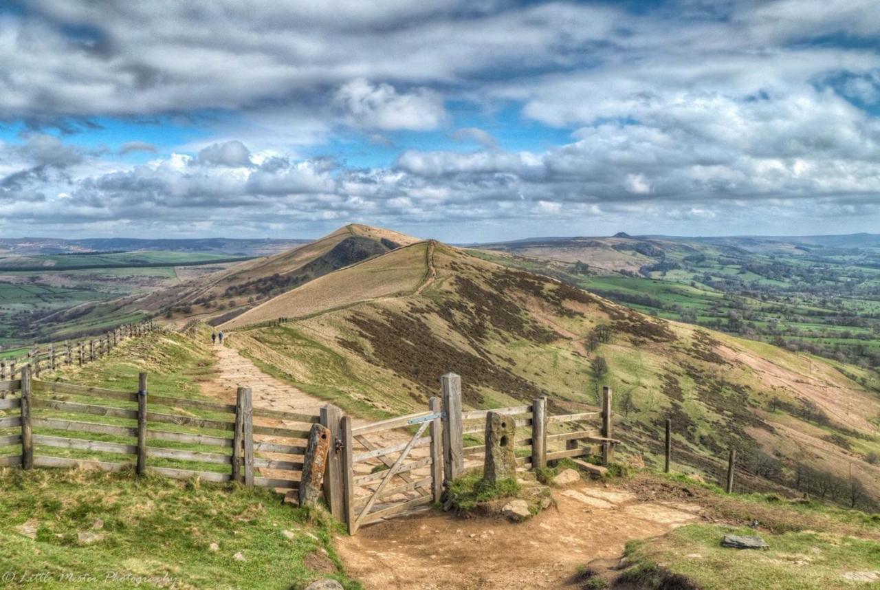 Dunscar Farm Bed & Breakfast Castleton  Dış mekan fotoğraf